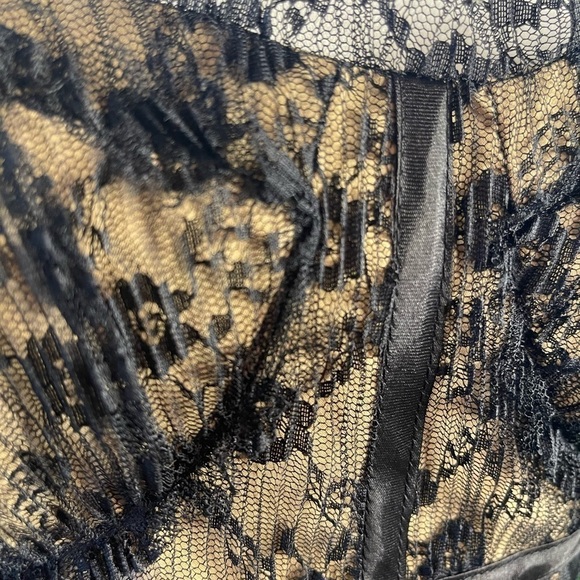 Steve Madden Black Lace Hi-Low Midi Dress with Nude Lining XS NWT Retail $129 - Picture 9 of 16